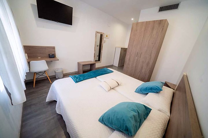twin room